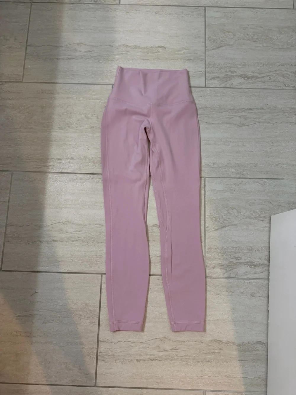 Women’s Lululemon Wunder Train High-Rise Tight 25” Leggings